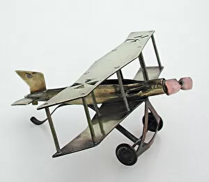Images Dated 4th October 2008: Model of German biplane, WW1