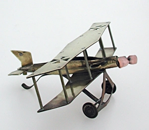 Images Dated 4th October 2008: Model of German biplane, WW1
