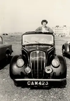 Lights Prints: Morris 8 Series 4-door Six Light