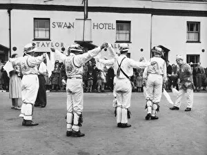 Swan Collection: Morris Dance / Musto