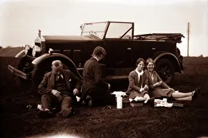 Morris Empire Oxford 4-seater Tourer - picnic