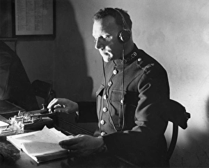 Morse Gallery: Morse Code Operator - Metropolitan Police