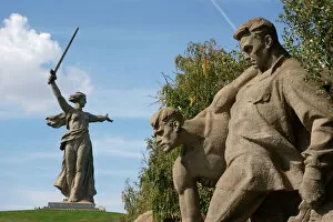 Images Dated 29th September 2010: Mother Russia Statue - Battle of Stalingrad Memorial