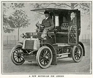 Images Dated 14th August 2019: Motor cab in a London street 1905