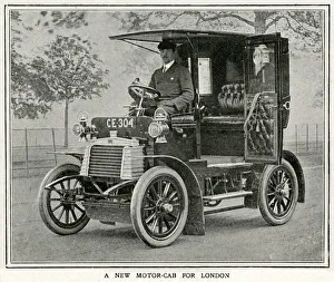 Images Dated 14th August 2019: Motor cab in a London street 1905