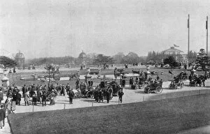 Images Dated 21st June 2018: Motor car meet at the Crystal Palace, 1899