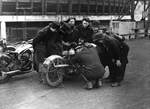 Instruction Prints: Motorcycle dispatch riders, New Cross, WW2