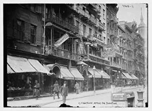 Images Dated 17th August 2015: Mott Street in Chinatown, New York City, after the shooting