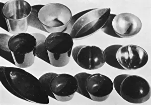 Pastry Prints: Moulding of Chocolate Bases