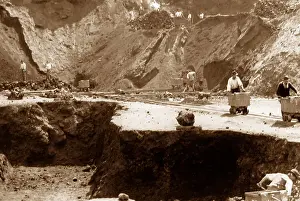 Tasmania Prints: Mount Bischoff Tin Mine, Tasmania - Victorian period