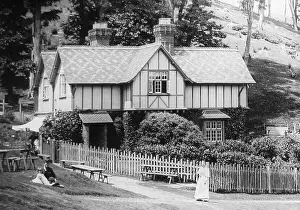 Mount Edgcumbe Park - Beechwood cottage - early 1900s