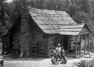 Cumberland Prints: Mountaineer's Cabin, Cumberland Gap, Tennessee, USA