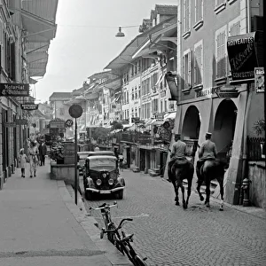 Images Dated 27th April 2021: Mounted police, Wil, Switzerland