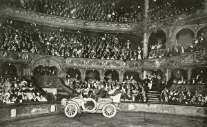 Images Dated 24th October 2019: Mr Fords arrival at the Hippodrome in 15 hp Darracq car