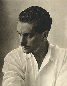 Coates Collection: Mr Wells Coates