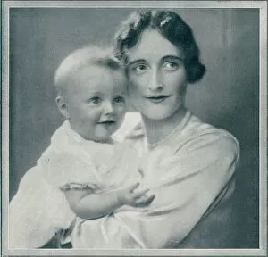Ashley Collection: Mrs Cunningham-Reid (Mary Ashley) and son