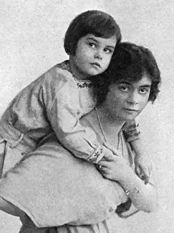 Olive Prints: Mrs Lecky Pike (Olive Snell) and daughter