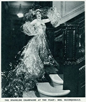 Jan17 Collection: Mrs McCorquodale (Barbara Cartland) dressed as champagne