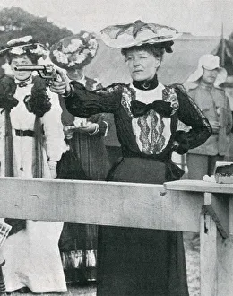Images Dated 24th October 2019: Mrs Rosling at Bisley