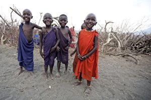 Images Dated 16th February 2011: Msai Children - smiling
