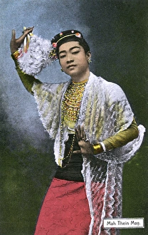 Images Dated 11th August 2015: Myanmar - Mah Thein May - Burmese dancer