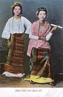 Smoker Prints: Myanmar - Sisters - Ngme Sein Ngwe Yi - BIG cigar