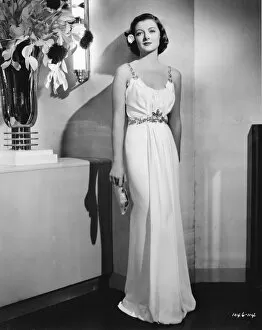 Images Dated 13th June 2019: Myrna Loy in a Dolly Tree gown from Too Hot to Handle