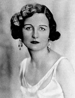 Images Dated 30th October 2015: Nancy Mitford by Madame Yevonde