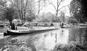 Coventry Collection: Narrow boat on the Coventry Canal