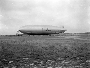 Akron Gallery: The US Navy airship ZRS-4 Akron in moored on its mobile mast