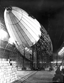 Macon Prints: The US Navy airship ZRS-5 Macon during construction