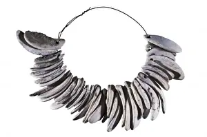 Necklace. Neolithic art. Decorative Arts. SPAIN
