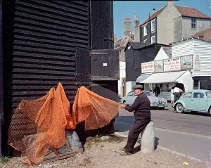 Net mending, Hastings