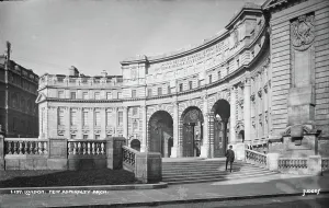 Highlighting Prints: New Admiralty Arch, London