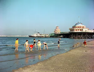 Daffodil Prints: New Brighton, The Wirral - Royal Daffodil at the pier