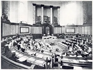 Councils Prints: The new chamber in the London County Council (L)