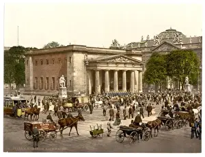 The New Guard and street scene, Berlin, Germany The New Guar