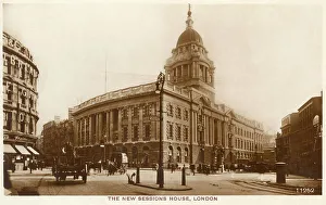 Images Dated 4th August 2011: New Sessions House, London