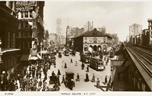 Pedestrains Prints: New York - Herald Square