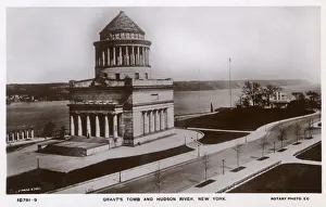 Grants Prints: New York, USA - Grants Tomb and the Hudson River