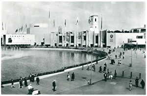 Cluster Prints: New York World's Fair, Lagoon Of Nations
