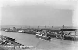 Newhaven Prints: Newhaven Harbor in the Past