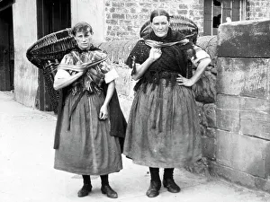 Newhaven Prints: Newhaven near Edinburgh Fish Wives early 1900s