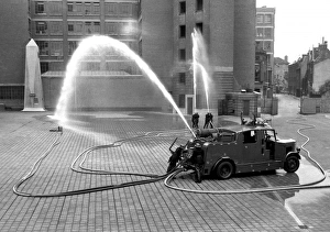 Adjacent Gallery: NFS (London Region No 5) pump escape and crew, WW2