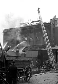 NFS (London Region) blaze at Bricklayers Arms, WW2