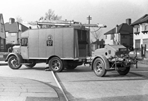 NFS (London) towing unit and trailer pump, WW2 NFS (London) towing unit and trailer pump, WW2