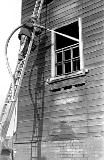 NFS training / instructional photo, a hose becket, WW2