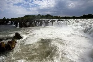 Images Dated 31st October 2012: Ngonye Falls / Waterfalls