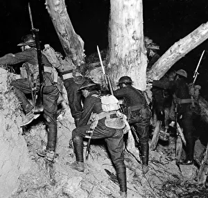 Mans Prints: A night raid into no-mans-land near Messines - WW1