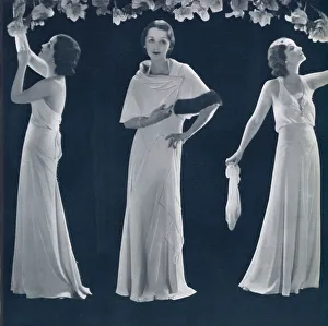 Images Dated 17th January 2020: Nina Vanna in a white evening gown by Madame Yevonde